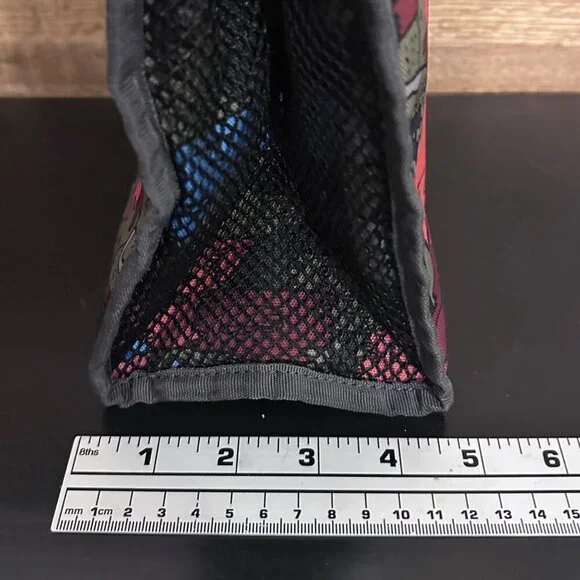 Burton Snowboards Insulated Lunch Bag Forest Print - Small Puncture on Interior - Picture 10 of 16